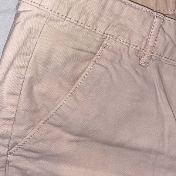 GAP Peach Shorts - Picture 2 of 7